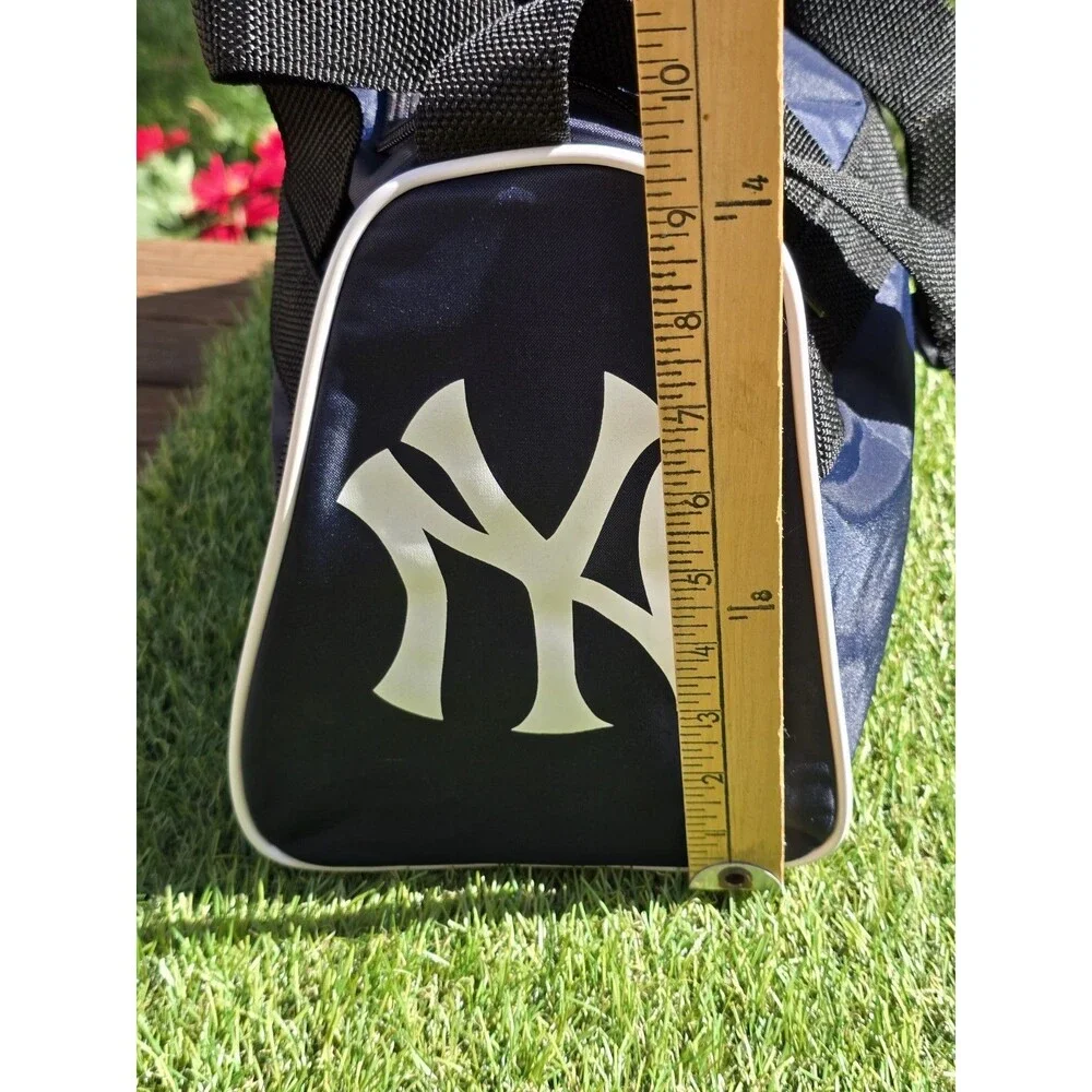 New York Yankees Vintage Dead Stock Adidas Duffel Bag - 16x7x9 W/ Shoulder Strap